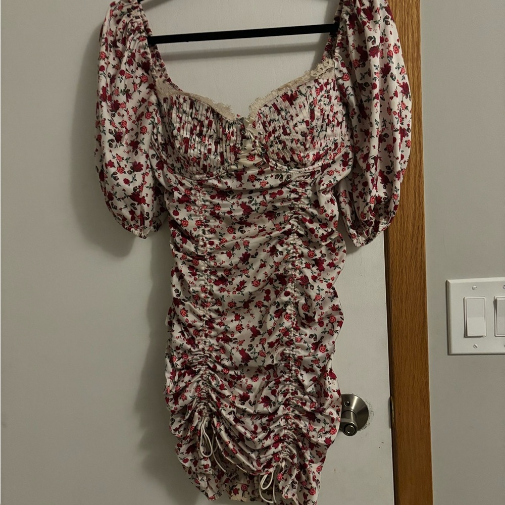 Size med for Love and Lemons dress. Super cute